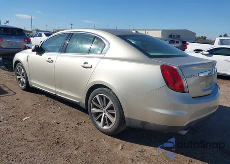 2011 Lincoln Mks z USA, uszkodzony, nr VIN 1LNHL9DR3BG602906